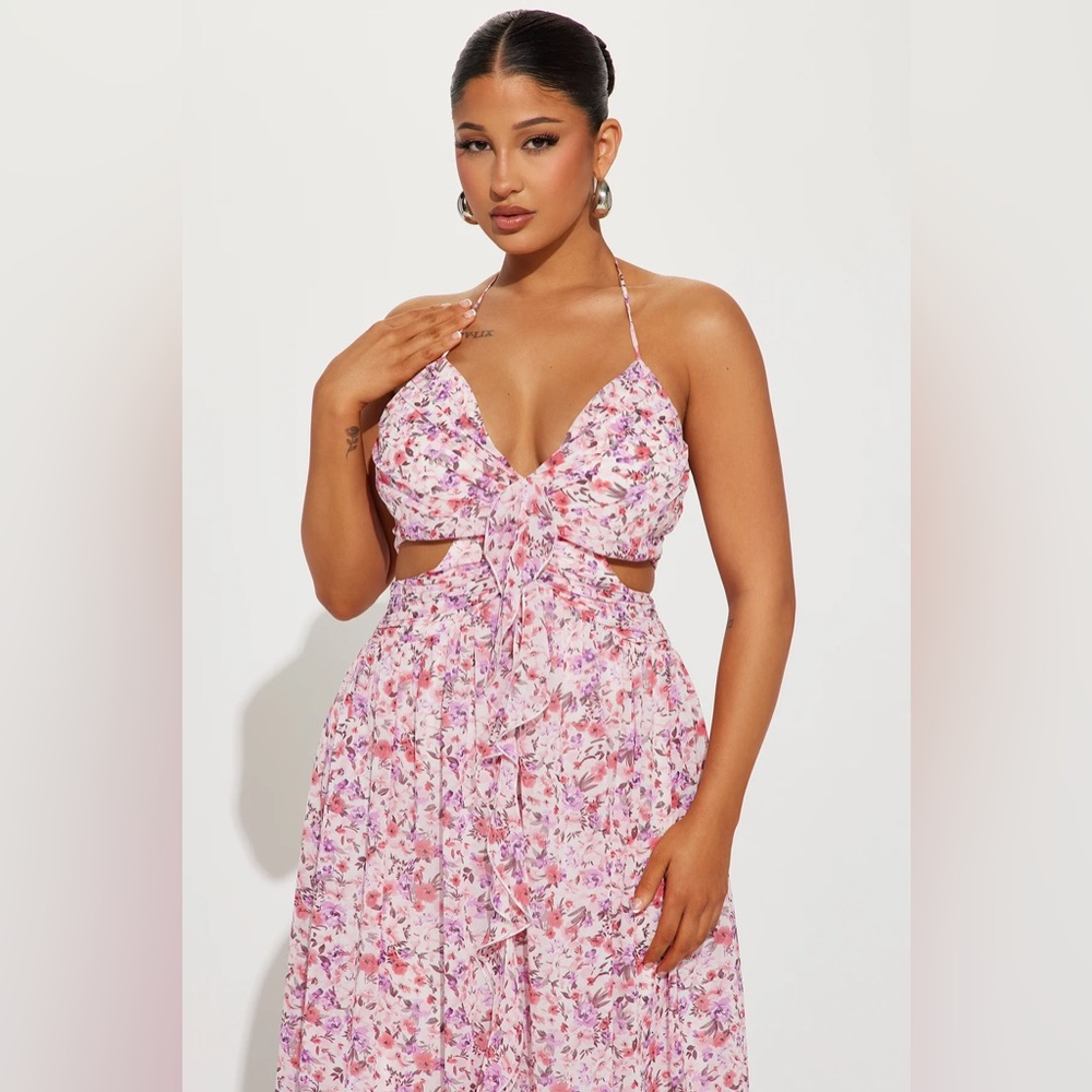 NWT Fashion Nova Floral Maxi Dress - Picture 2 of 8